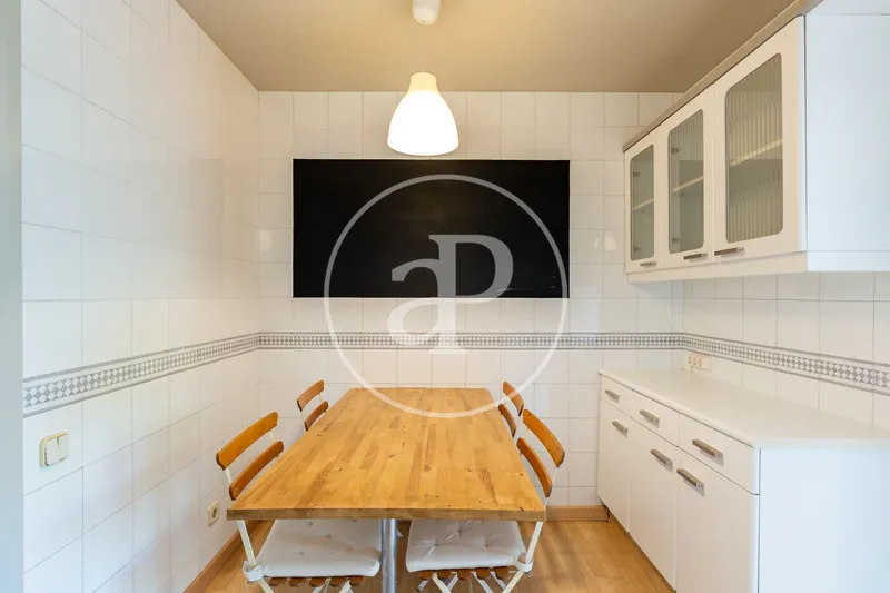 Apartment for rent in General Mitre — photo 8