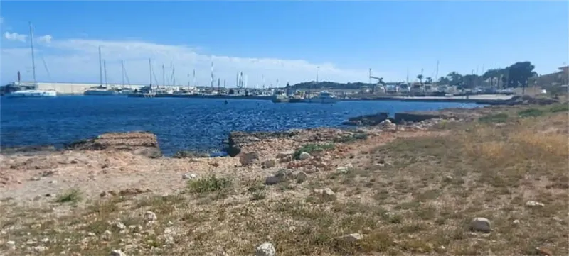 Apartment for sale in a very quiet area, only 2 floors, like a penthouse, building with 6 neighbors, easy parking and very close to the beach — photo 2