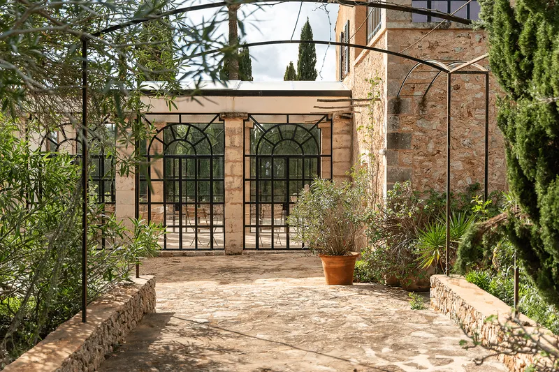 Tuscan-inspired estate located near Santanyí — photo 11