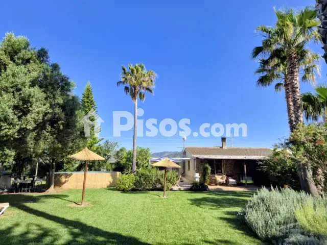 House on Ronda del Sud, no. Information not available — photo 1