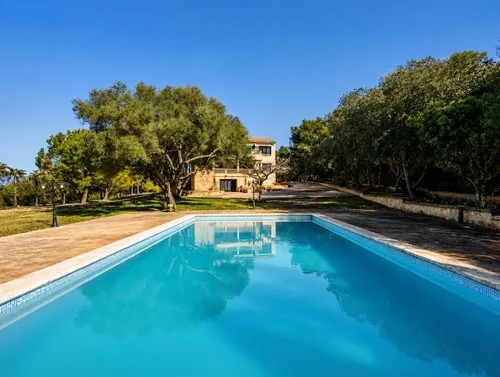 Spacious Finca for Sale in Algaida — photo 1