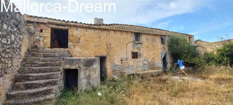 Porto Cristo / Manacor: Dream property with 20,100 m² of land, renovation finca and panoramic views all the way to the sea — photo 3