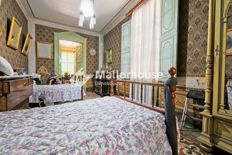 Impressive Mallorcan Townhouse in the Center of Manacor — photo 2