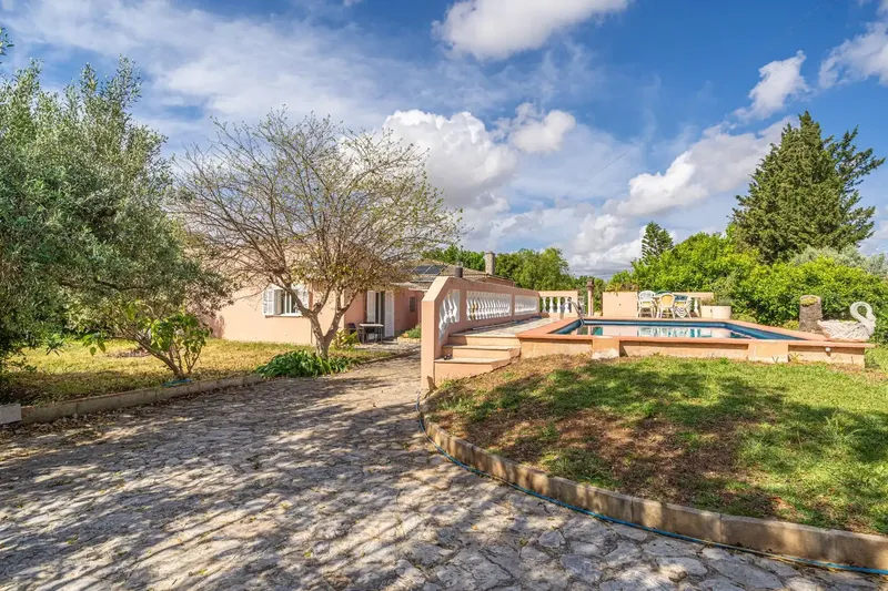 Rustic estate with large plot, two homes and pool in Son Prunes, Son Ferriol — photo 4