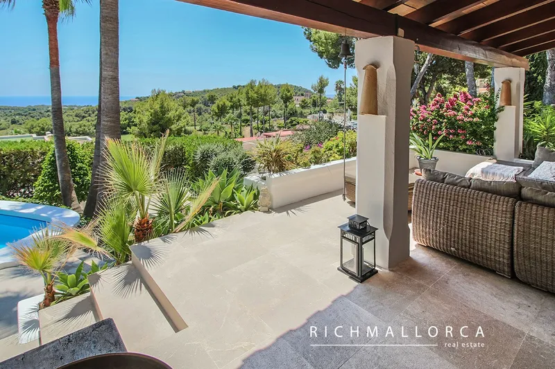 Beautiful villa in the upper area of Bendinat — photo 7