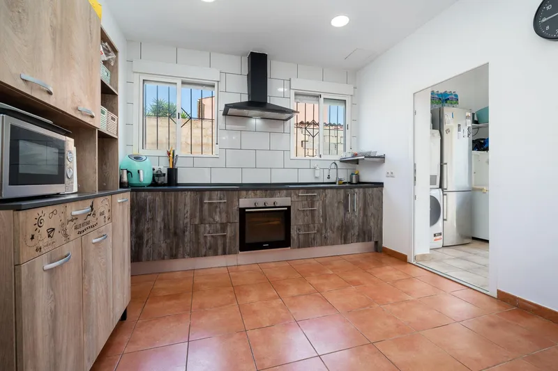 Ground floor with open-plan layout in Son Roqueta — photo 11