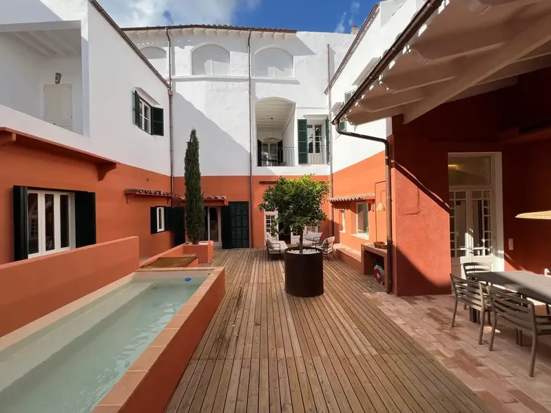 Recently renovated ground floor house in the historic center of Felanitx. It has a tourist vacation license for 9 people. — photo 10