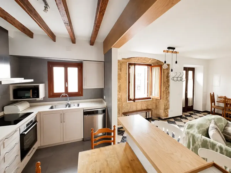 Charming Mallorcan house for rent in the historic center of Pollença, ideal for long stays (11 months), combining — photo 6