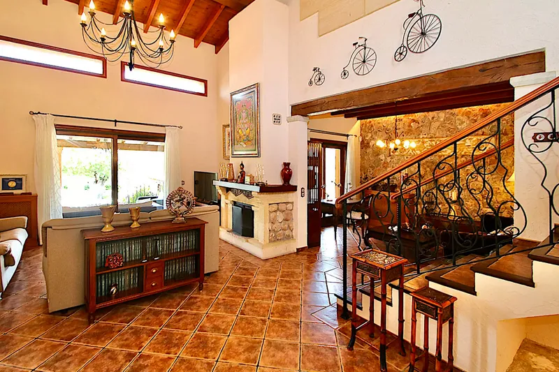 Investment Finca with Holiday Rental License in Bunyola — photo 3
