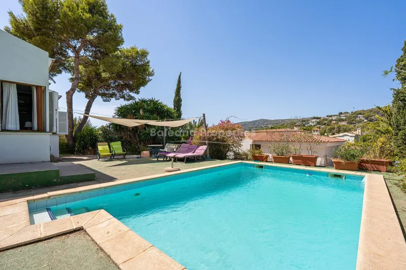 Villa Renovation Opportunity for Sale in Old Bendinat, Southwest Mallorca — photo 1