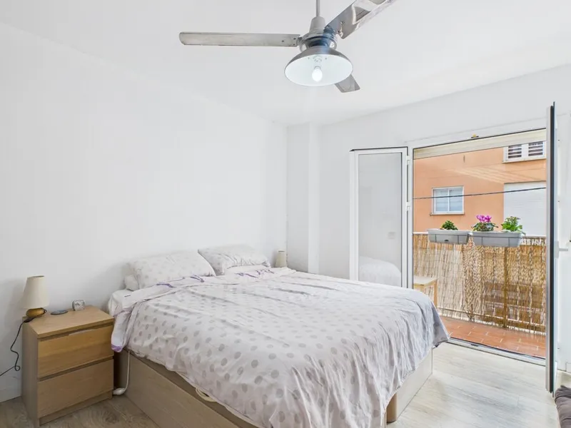 Three Bedroom Apartment with Spacious Terrace — photo 10