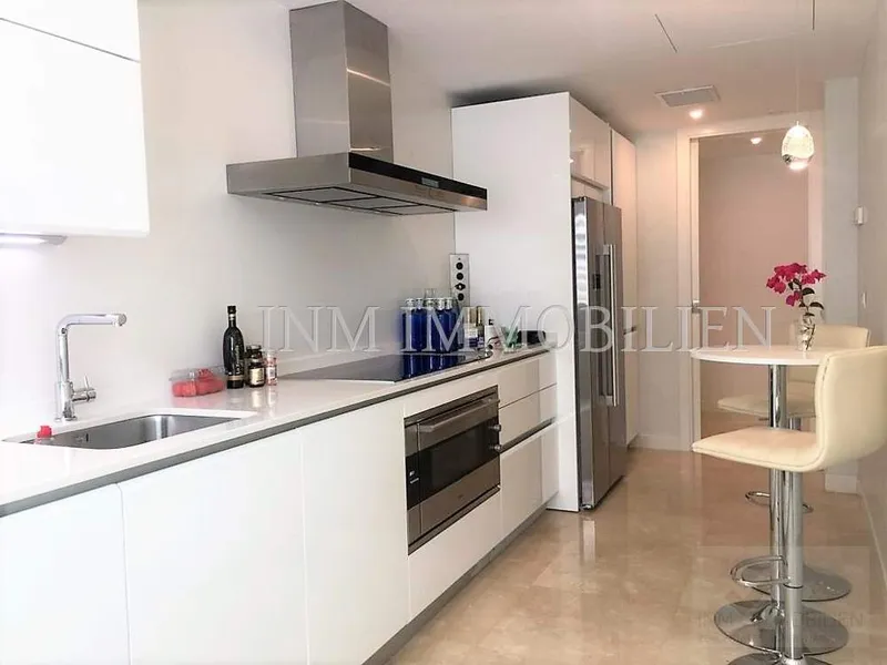 136m² Luxury Apartment with 3 Rooms, Terrace & Pool for Rent — photo 3