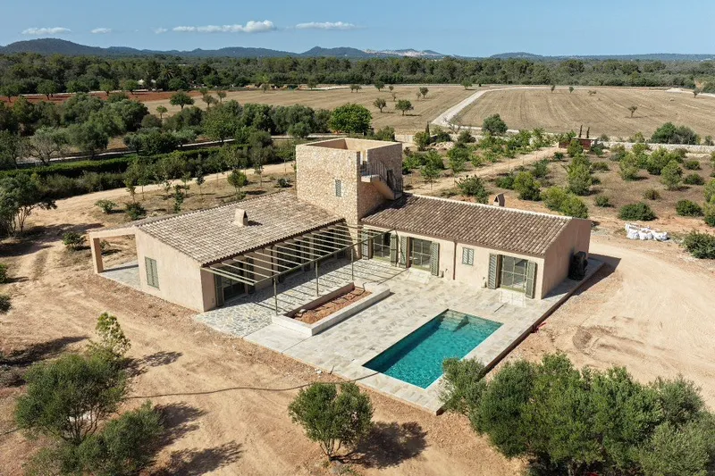 Large Country Estate to reform in Llucmajor — photo 10