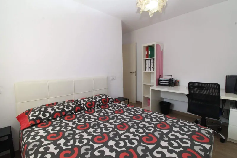 Renovated 120m² Maisonette with 5 bedrooms and terrace for sale — photo 10