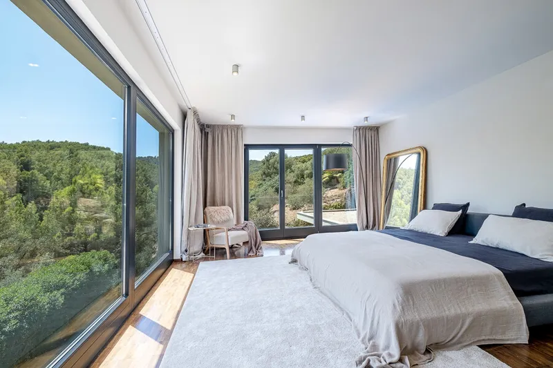 Spectacular Newly Built Villa with Pool and Holiday Licence in Son Vida — photo 8