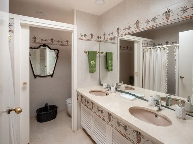 Coastal villa with direct sea access for sale in Sol de Mallorca, southwest Mallorca — photo 10