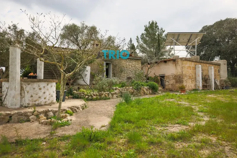 Discover the charm of rural life in Montuïri! We present this rustic finca to renovate, a peaceful refuge with a strategic location near the town center. — photo 9