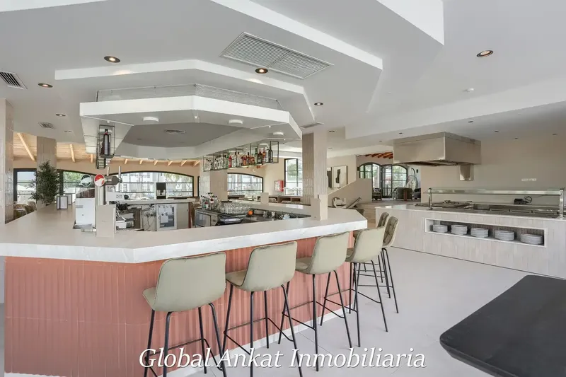 Discover Wyndham Portocolom, an exclusive collection of 115 newly renovated studio, 1 and 2 bedroom apartments, located just — photo 8