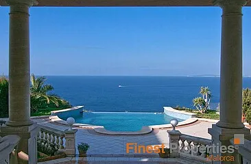 Luxury villa on the first sea line in Bahia Grande with fantastic views of the bay of... — photo 1