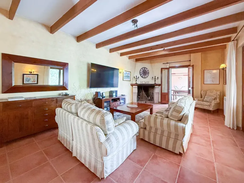 Discover this spectacular chalet located in the coveted area of Cala Deia, a true oasis ready to move into. — photo 5