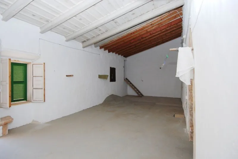 Manor house to renovate in the old down town of Campos — photo 5