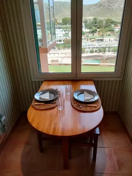 Apartamento con espectaculares vistas al mar y al lado de la playa — photo 11