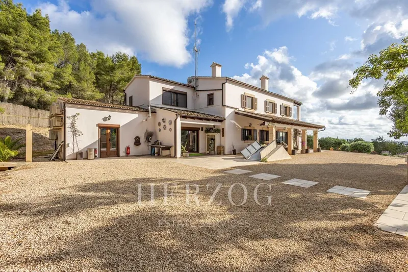 Finca with sea views and private pool in the immediate vicinity of Santa Ponsa — photo 2