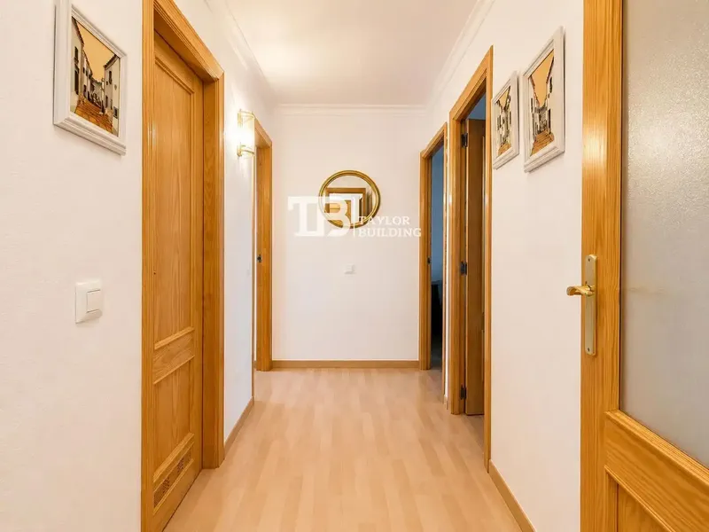 Taylor Building Real Estate presents this magnificent ground floor located in the exclusive and quiet residential area of Son Caliu, one of the — photo 10