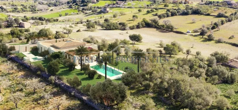 Luxury country home designed to provide the best comfort and well-being in a natural environment — photo 4