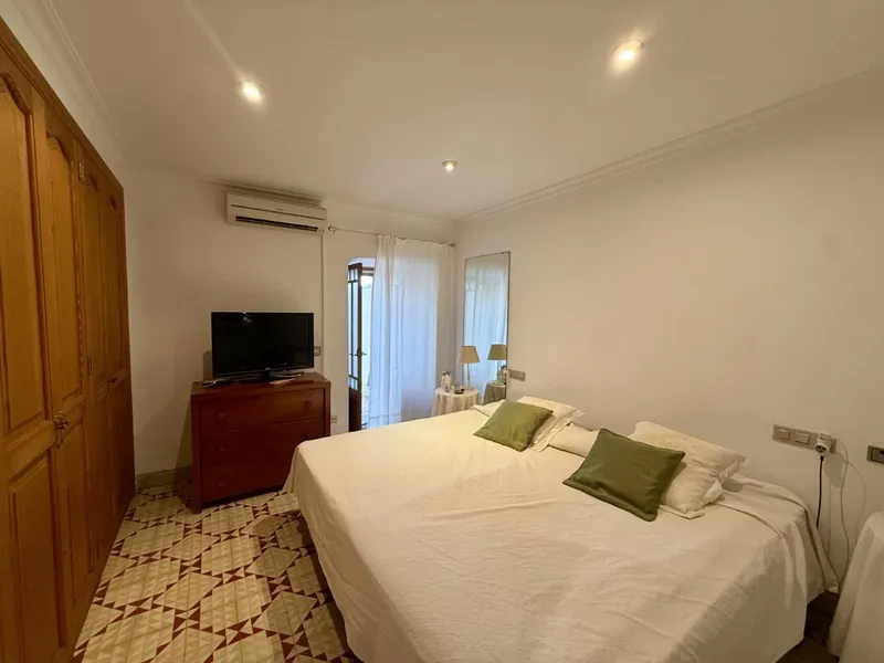 Exclusive manor house with pool and panoramic views in the heart of Selva — photo 10