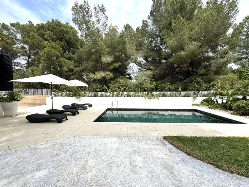 Luxury apartment with sea view in Cala Major — photo 6