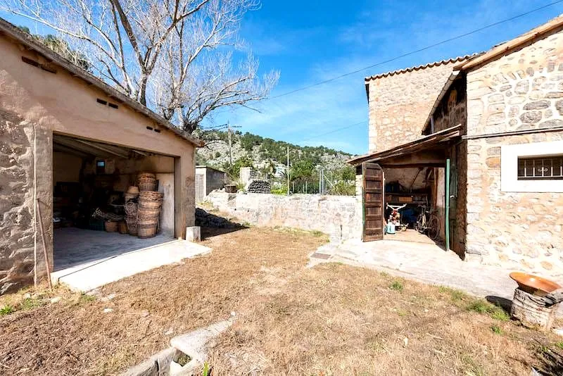 House to Renovate in Puerto de Sóller — photo 6
