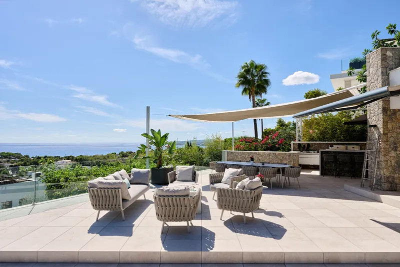 Stylish luxury villa with sea views in Bendinat - Marcel Remus Real Estate — photo 11