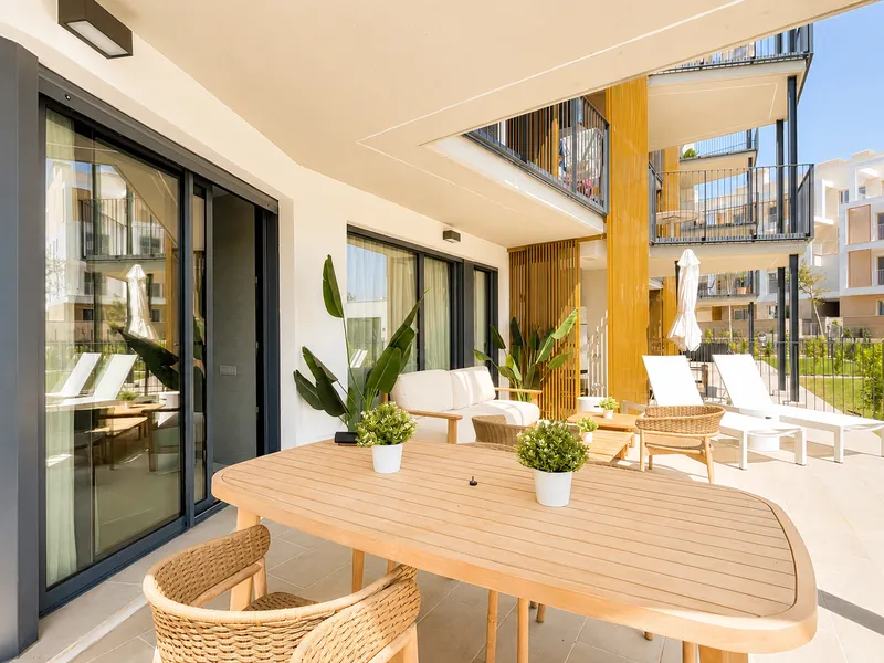 New modern apartment with garden near the beach in Palmanova — photo 5