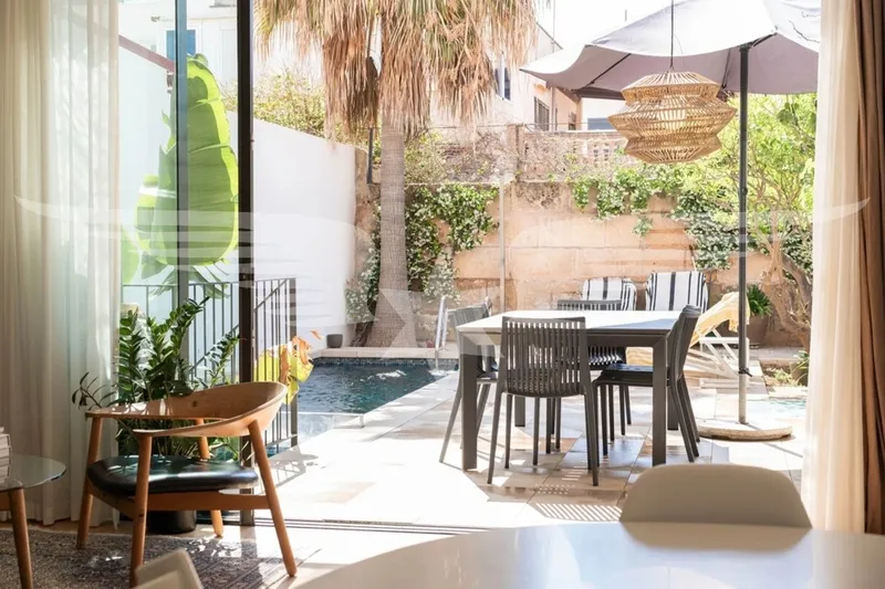 Molinar l Luxurious townhouse with pool — photo 1