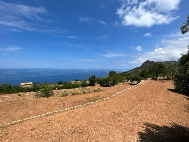 Lovely house on the front line. Banyalbufar, Mallorca. — photo 1
