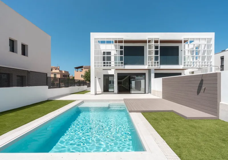 Newly built villa with pool in Puig de Ros — photo 1