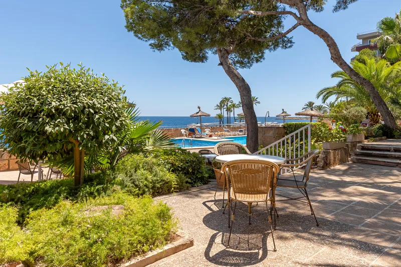 Apartment in Illetas - Flat with sea access in sought-after location 1 — photo 2