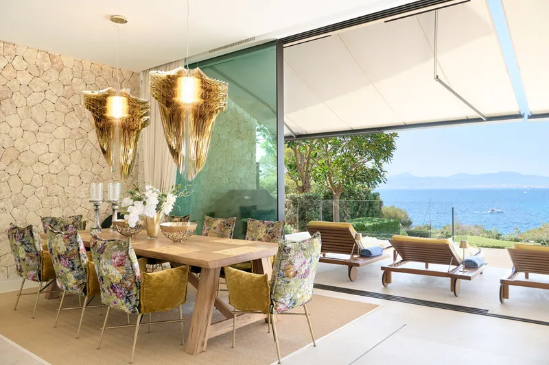 Elegant luxury chalet on the first line of the sea in Son Veri Nou - Marcel Remus Real Estate — photo 10