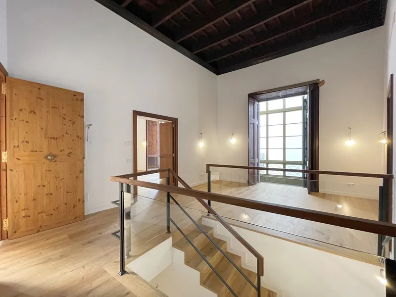 Elegant and representative, luxury apartment with 3 bedrooms and a garage. La Calatrava. — photo 6