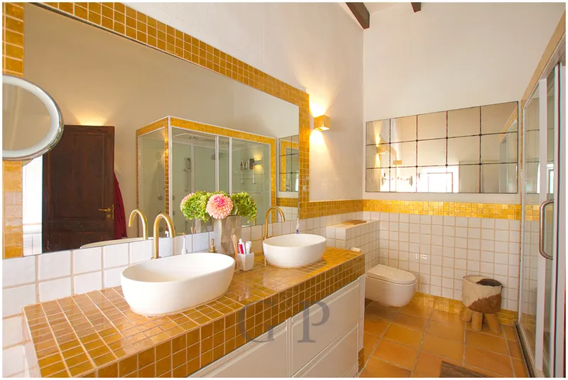 Real estate details — photo 10