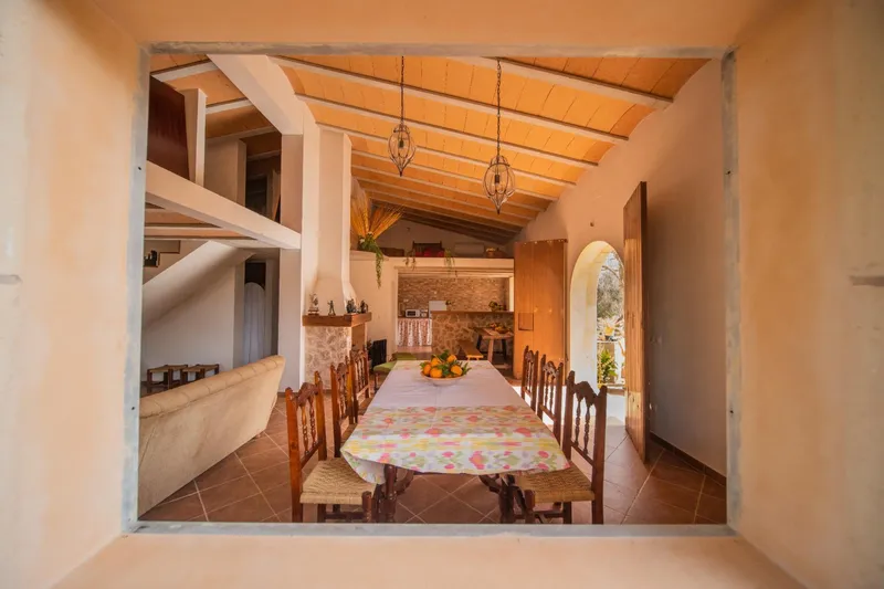 Beautiful rustic estate — photo 6