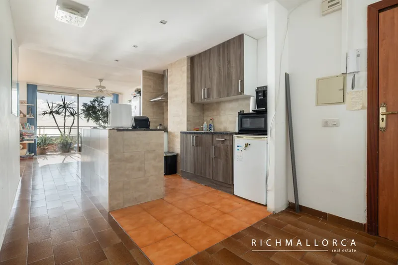 Sea-View Apartment for Renovation in Illetas – Top Investment Opportunity — photo 12
