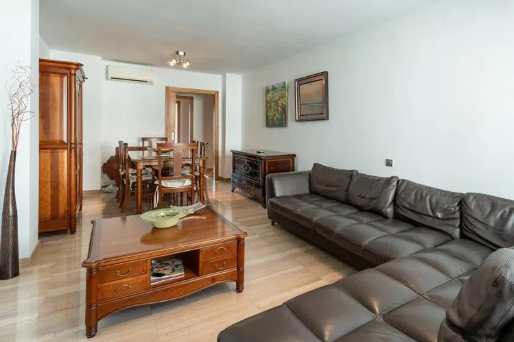 Apartment in Palma de Mallorca, Arch. Luis Salvador area — photo 6