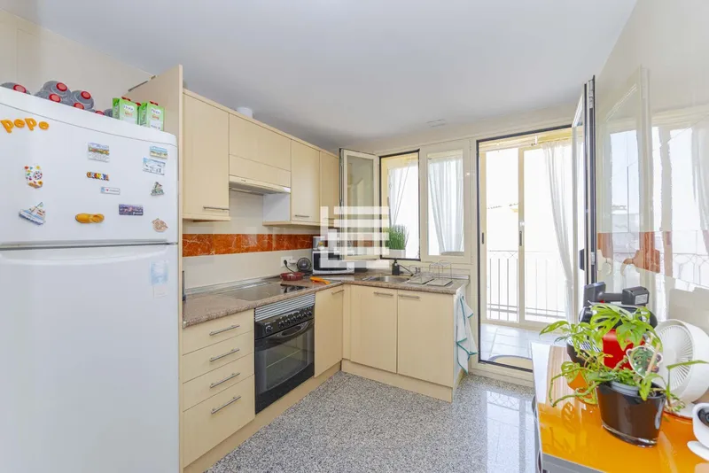 Penthouse for sale in an excellent location in Puerto de Alcudia, Mallorca. — photo 4