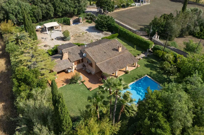 Mediterranean villa with pool in Sencelles – just a few minutes' walk from the town center / Ref. 9639 — photo 2