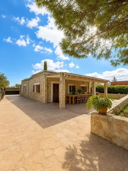Magnificent rustic finca in Consell with legalized dwelling and ample outdoor spaces — photo 7