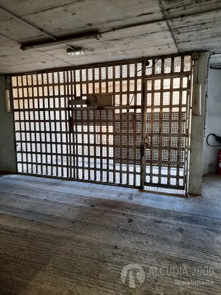 Garage — photo 4
