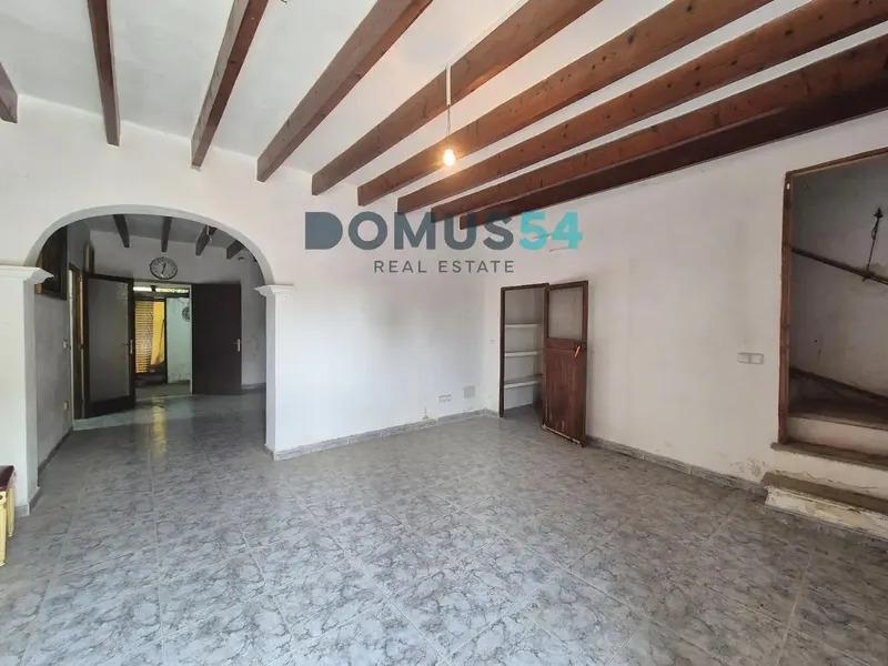 House to discover in Sineu: a blank canvas for your new project — photo 1