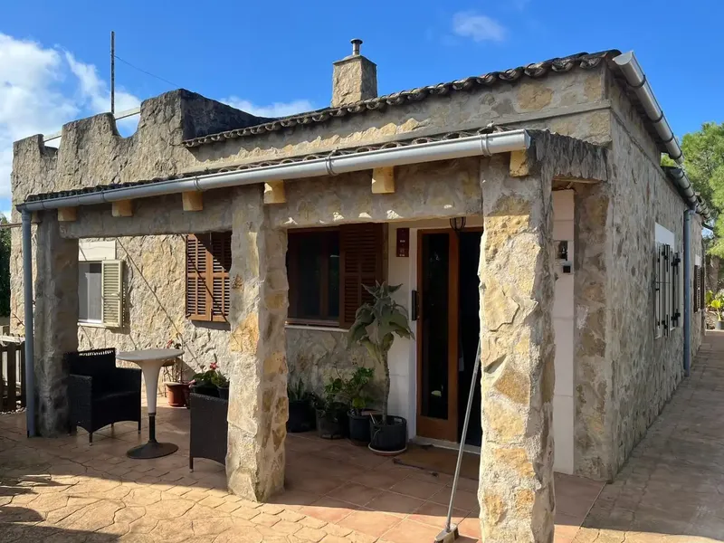 Magnificent rustic finca in Consell with legalized dwelling and ample outdoor spaces — photo 3